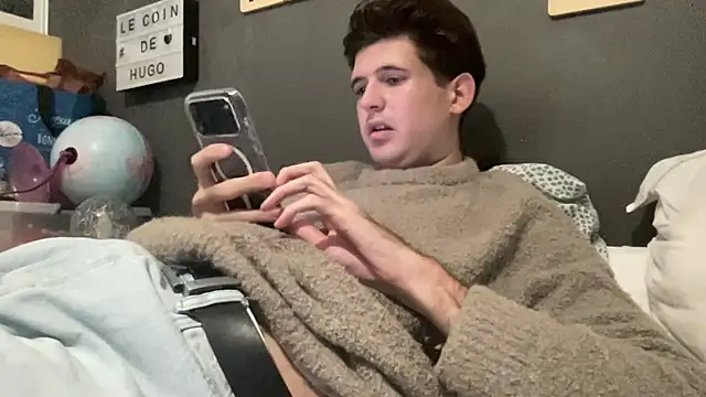 Snapshot of VersaGoo chatting on November 2025 06:24:02 PM VersaGoo online show from November 2025 06:24:02 PM