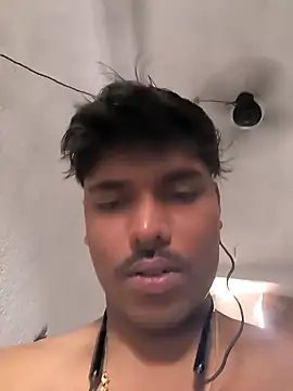Snapshot of honestbbadboy chatting on October 2025 04:04:01 AM honestbbadboy online show from October 2025 04:04:01 AM