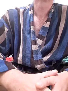 Snapshot of Vintermelon2 chatting on November 2025 07:41:02 AM Vintermelon2 online show from November 2025 07:41:02 AM