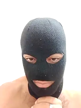 LATINOBOY  online show from October 2025 07:18:02 AM