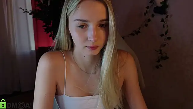 L1na Reeds online show from May 2026 01:10:01 AM