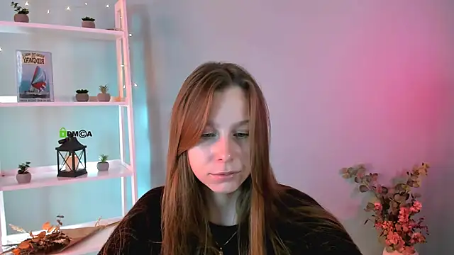 Snapshot of esme_moore_ chatting on October 2025 08:56:02 AM esme moore online show from October 2025 08:56:02 AM