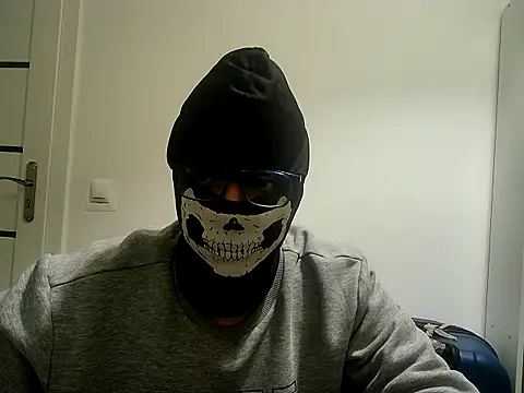 Snapshot of nofaceking20 chatting on October 2025 03:30:01 PM nofaceking20 online show from October 2025 03:30:01 PM