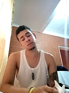 Snapshot of fuck_love25 chatting on October 2025 02:57:01 PM fuck love25 online show from October 2025 02:57:01 PM