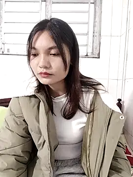 Snapshot of Mit-thi123 chatting on November 2025 02:32:02 AM Mit-thi123 online show from November 2025 02:32:02 AM