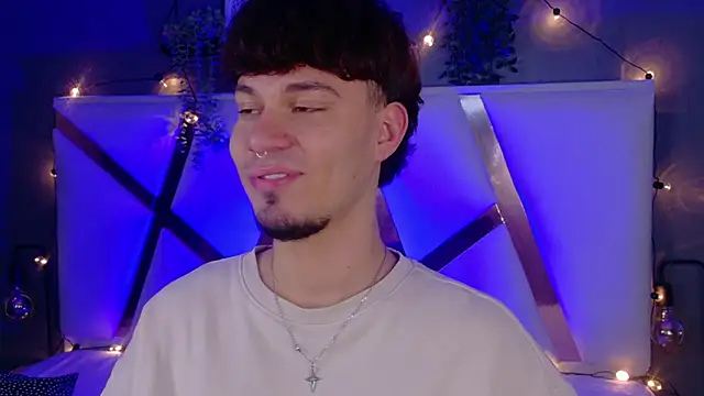 Snapshot of LiamThunder05_ chatting on November 2025 03:05:02 AM LiamThunder05 online show from November 2025 03:05:02 AM