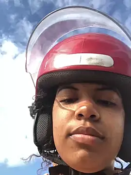 Snapshot of Lorennapires chatting on October 2025 10:48:01 AM Lorennapires online show from October 2025 10:48:01 AM