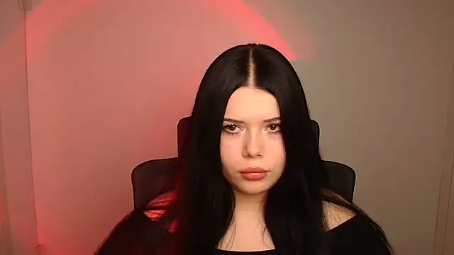 Snapshot of Mona_Esty chatting on October 2025 06:37:01 PM Mona Esty online show from October 2025 06:37:01 PM