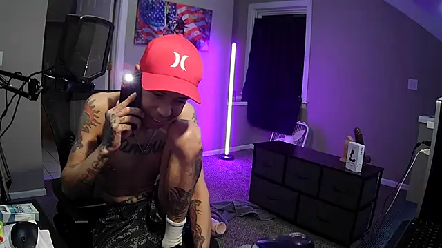 Michigan9000 online show from October 2025 01:19:01 AM