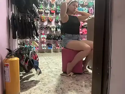 camilita1820 online show from October 2025 07:45:02 PM