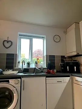 Snapshot of MimiMaee chatting on October 2025 06:47:01 AM MimiMaee online show from October 2025 06:47:01 AM