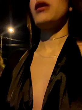Snapshot of naho_val chatting on October 2025 03:05:02 AM naho val online show from October 2025 03:05:02 AM