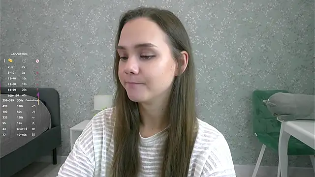 Snapshot of SweetSaraPie chatting on October 2025 07:12:02 PM SweetSaraPie online show from October 2025 07:12:02 PM