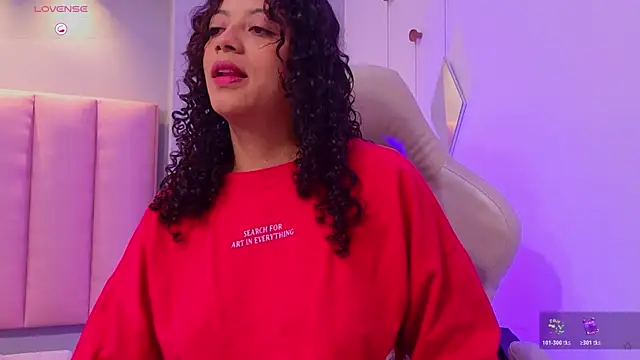 CamilaLevy online show from May 2026 12:21:01 PM