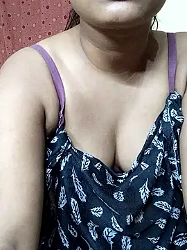 Snapshot of Aditi1996 chatting on November 2025 06:18:02 PM Aditi1996 online show from November 2025 06:18:02 PM