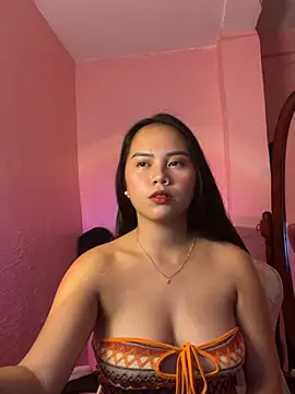 Funtasee Andi online show from May 2026 03:31:02 PM