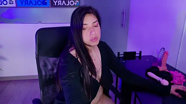 Snapshot of Violetta_Swett_ chatting on November 2025 12:29:02 PM Violetta Swett online show from November 2025 12:29:02 PM