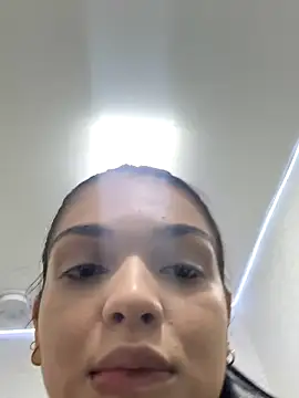 Snapshot of catalina_garciaa chatting on November 2025 06:07:02 PM catalina garciaa online show from November 2025 06:07:02 PM