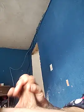 Snapshot of IZ2398 chatting on November 2025 04:29:02 PM IZ2398 online show from November 2025 04:29:02 PM