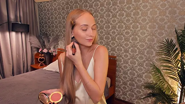 Snapshot of MikeDreese chatting on November 2025 09:09:01 AM MikeDreese online show from November 2025 09:09:01 AM