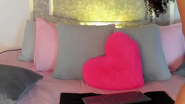 Snapshot of _victoriaa__lois chatting on October 2025 07:48:01 PM victoriaa lois online show from October 2025 07:48:01 PM