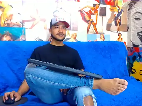 Snapshot of dazo_vnzl12 chatting on October 2025 01:00:01 PM dazo vnzl12 online show from October 2025 01:00:01 PM