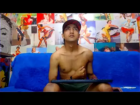 Snapshot of dazo_vnzl12 chatting on November 2025 01:25:02 PM dazo vnzl12 online show from November 2025 01:25:02 PM