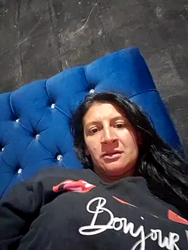 Lesli 14 online show from November 2025 01:55:02 AM