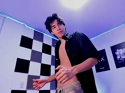 jeycobb online show from November 2025 01:44:02 PM