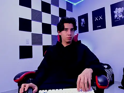 jeycobb online show from November 2025 11:54:02 AM