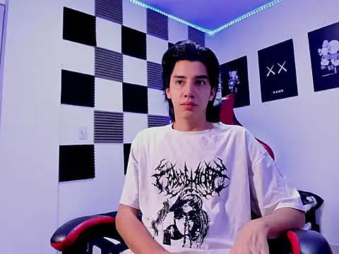 jeycobb online show from December 2025 12:32:01 PM