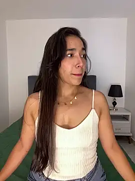 SabrinaEvanss  online show from May 2026 07:41:01 PM
