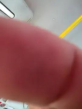 Snapshot of shannon_kinne_ chatting on October 2025 01:32:01 PM shannon kinne online show from October 2025 01:32:01 PM