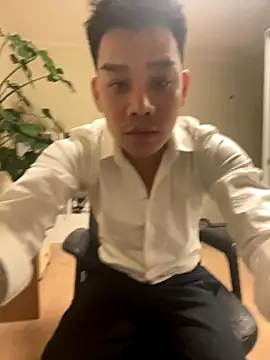 Snapshot of latava chatting on October 2025 03:24:02 PM latava online show from October 2025 03:24:02 PM