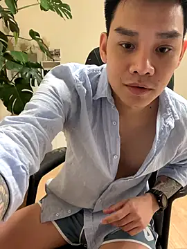 Snapshot of latava chatting on October 2025 03:57:02 PM latava online show from October 2025 03:57:02 PM