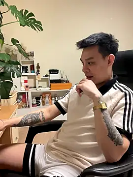 Snapshot of latava chatting on October 2025 05:47:03 PM latava online show from October 2025 05:47:03 PM