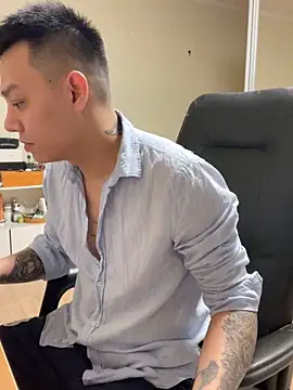 Snapshot of latava chatting on November 2025 03:43:02 PM latava online show from November 2025 03:43:02 PM