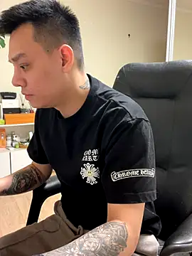 Snapshot of latava chatting on November 2025 05:07:01 PM latava online show from November 2025 05:07:01 PM