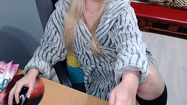 Ledi Catherin online show from April 2026 02:25:01 AM
