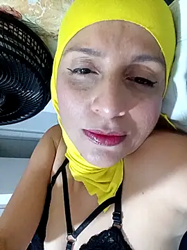 Snapshot of Aafsha_ chatting on April 2026 07:06:01 PM Aafsha online show from April 2026 07:06:01 PM