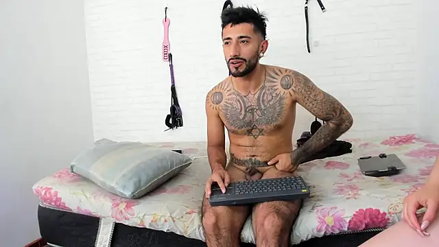 sofiandnick smith online show from April 2026 07:42:01 PM