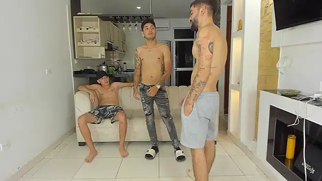 Snapshot of amazinghotgirl chatting on March 2026 01:31:02 AM amazinghotgirl online show from March 2026 01:31:02 AM