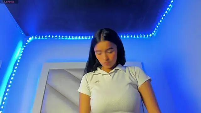 Madeline jade online show from November 2025 03:51:01 AM