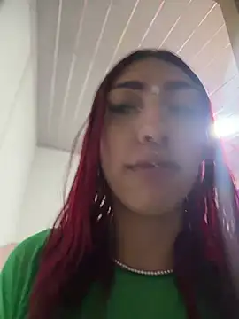 ZammyRossee online show from June 2026 08:35:02 AM