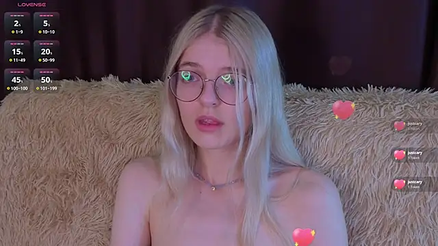 MonicaShiny online show from November 2025 07:13:02 PM