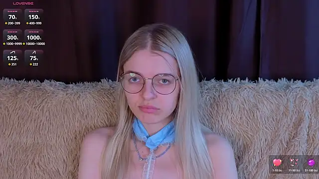 MonicaShiny online show from November 2025 07:13:01 PM