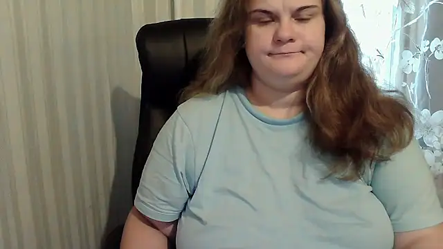 Snapshot of HarmonyKarera chatting on October 2025 08:34:01 AM HarmonyKarera online show from October 2025 08:34:01 AM