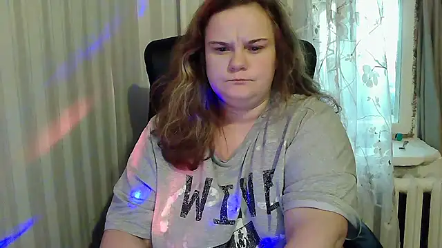 Snapshot of HarmonyKarera chatting on October 2025 06:37:01 AM HarmonyKarera online show from October 2025 06:37:01 AM