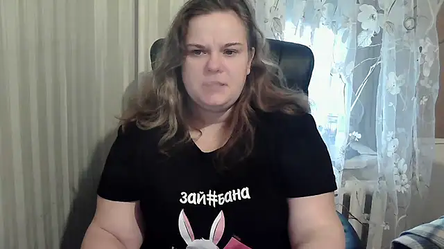 Snapshot of HarmonyKarera chatting on October 2025 08:33:02 AM HarmonyKarera online show from October 2025 08:33:02 AM