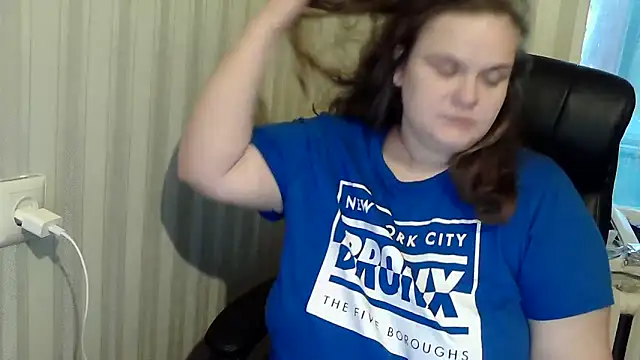 Snapshot of HarmonyKarera chatting on October 2025 02:19:01 PM HarmonyKarera online show from October 2025 02:19:01 PM